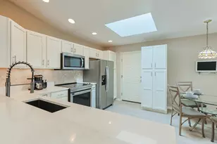 5543 Ivy Path, Stevensville, MI 49127 - Photo 8