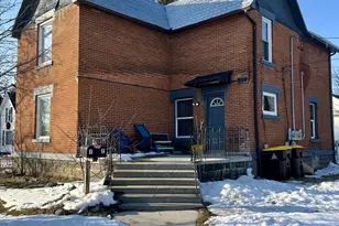 302 W Lincoln Ave, Ionia, MI 48846 - Photo 1