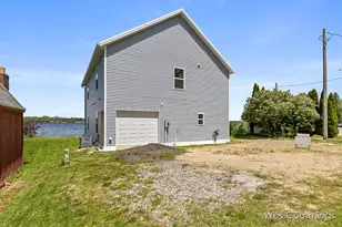 2678 Ottawa Dr, Orleans, MI 48865 - Photo 26
