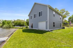 2678 Ottawa Dr, Orleans, MI 48865 - Photo 2