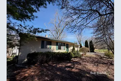 2645 Cascade Road SE, Grand Rapids, MI 49506 - Photo 2