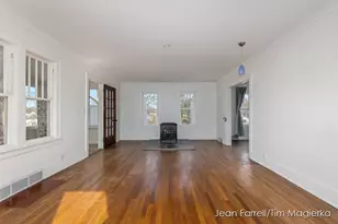 3031 S Rose St, Kalamazoo, MI 49001 - Photo 2