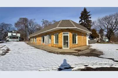 800 W Willow Street, Lansing, MI 48906 - Photo 6