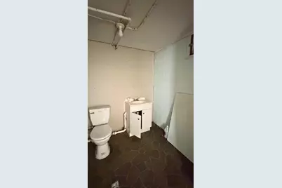 800 W Willow Street, Lansing, MI 48906 - Photo 16