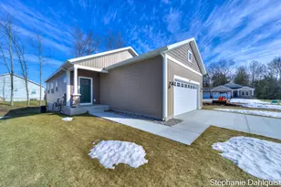 2532 Gray Wolf Wy, Muskegon, MI 49444 - Photo 4