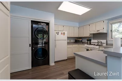 1125 Warner Street, Whitehall, MI 49461 - Photo 12