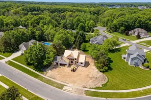 7872 Interlochen St, Kalamazoo, MI 49009 - Photo 4