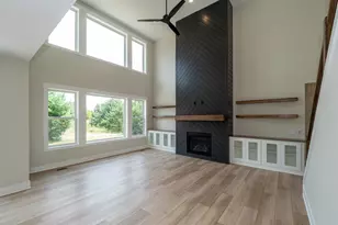 7872 Interlochen St, Kalamazoo, MI 49009 - Photo 2