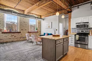 940 Monroe Ave NW, Grand Rapids, MI 49503 - Photo 6