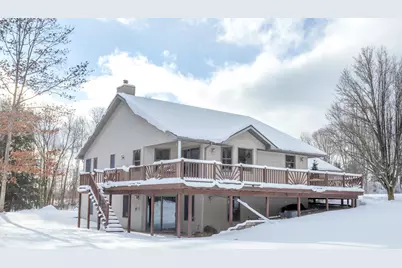 9014 185th Avenue, Stanwood, MI 49346 - Photo 2