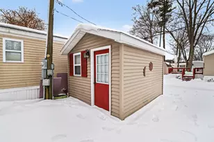 2777 Basin St, Ludington, MI 49431 - Photo 26