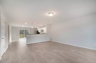 1005 Foxglove Ave, Vicksburg, MI 49097 - Photo 4