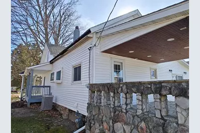 6627 E Berrien Street E, Eau Claire, MI 49111 - Photo 4