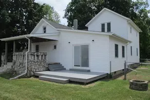 6627 E Berrien Street E, Eau Claire, MI 49111 - Photo 6