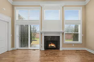 4313 Bennett Park Cir, Troy, MI 48085 - Photo 8