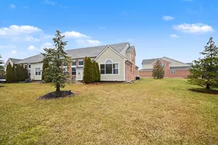 4313 Bennett Park Cir, Troy, MI 48085 - Photo 32