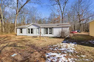 5312 120th Ave, Fennville, MI 49408 - Photo 2