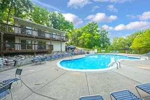 1564 Charter Oak Dr, Rochester Hills, MI 48309 - Photo 6