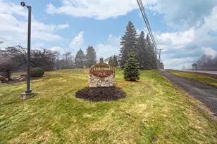 1564 Charter Oak Dr, Rochester Hills, MI 48309 - Photo 16