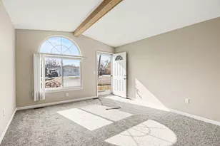 17245 Martin Rd, Roseville, MI 48066 - Photo 4