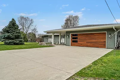 1134 S Lakeside Drive S, Battle Creek, MI 49015 - Photo 4