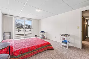 1134 S Lakeside Dr S, Battle Creek, MI 49015 - Photo 14