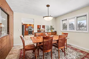 1134 S Lakeside Dr S, Battle Creek, MI 49015 - Photo 6