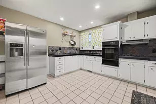 2463 Kinney Ave NW, Grand Rapids, MI 49534 - Photo 12