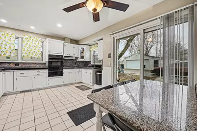 2463 Kinney Avenue NW, Grand Rapids, MI 49534 - Photo 2