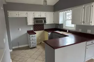 4648 Flying Eagle Dr SE, Kentwood, MI 49548 - Photo 4