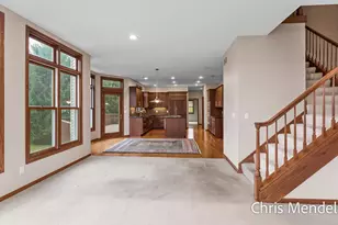 150 Bay Cir Dr, Holland, MI 49424 - Photo 12