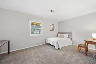 559 Northwestern Dr, Adrian, MI 49221 - Photo 12