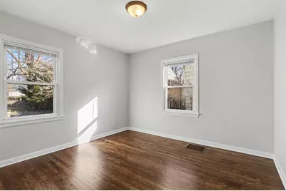 64 Pleasant Avenue, Battle Creek, MI 49015 - Photo 16