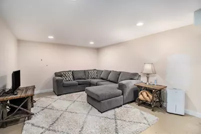 432 N Riverview Drive, Kalamazoo, MI 49004 - Photo 18