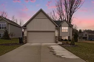 3497 Breezewood Ct SE, Grand Rapids, MI 49512 - Photo 2