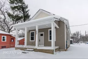 557 Ira Ave, Kalamazoo, MI 49048 - Photo 2