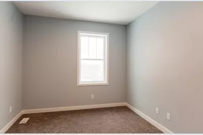 557 Ira Avenue, Kalamazoo, MI 49048 - Photo 12