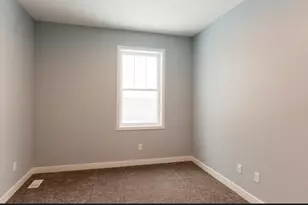 557 Ira Ave, Kalamazoo, MI 49048 - Photo 12