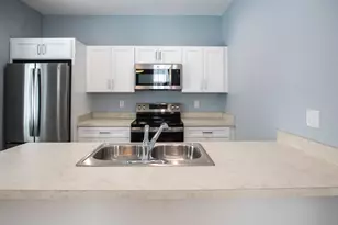 557 Ira Ave, Kalamazoo, MI 49048 - Photo 4