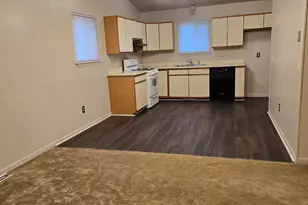 11921 Belmont Ave, Warren, MI 48089 - Photo 6