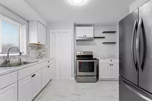 11560 Christy St, Detroit, MI 48205 - Photo 10