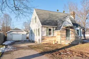 625 W Clinton St, Hastings, MI 49058 - Photo 2