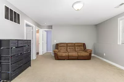 9615 Hessler Xing, Rockford, MI 49341 - Photo 18