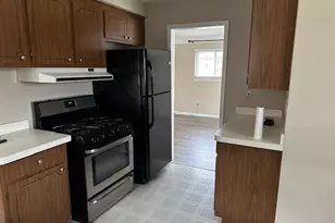 18547 Hillcrest St, Livonia, MI 48152 - Photo 32