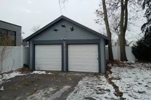 418 E Church St, Adrian, MI 49221 - Photo 2