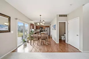 464 Shiloh Dr, Chelsea, MI 48118 - Photo 16