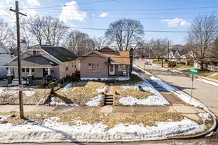 2021 Edgewood Ave NE, Grand Rapids, MI 49505 - Photo 26