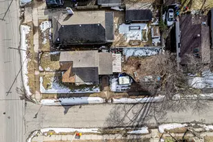 2021 Edgewood Ave NE, Grand Rapids, MI 49505 - Photo 22