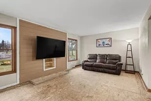 211 Orlando Ave, Holland, MI 49423 - Photo 10
