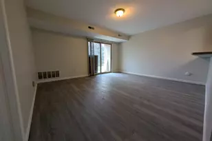 41034 Rose Ln, Clinton, MI 48036 - Photo 10